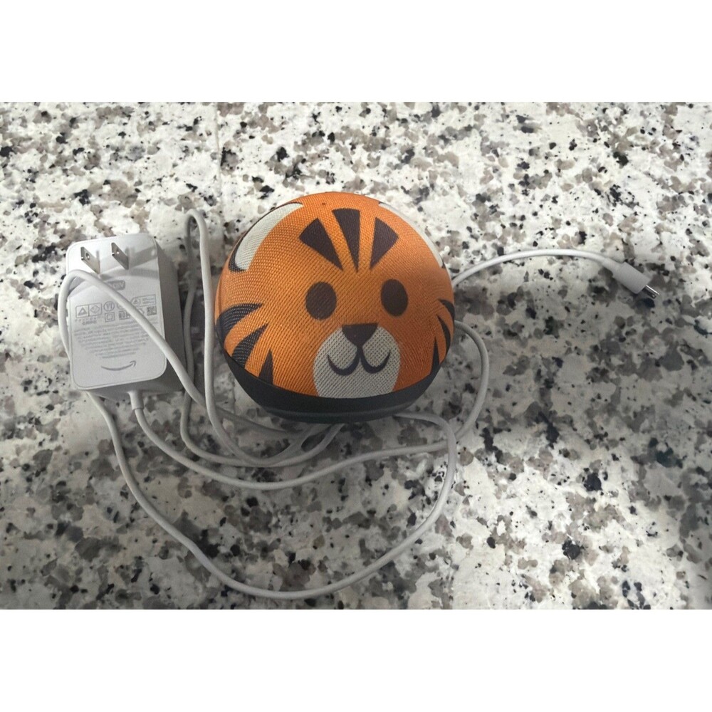 Amazon Echo Dot Kids Edition (4th Gen.) Smart Speaker TIGER w/cord  Used